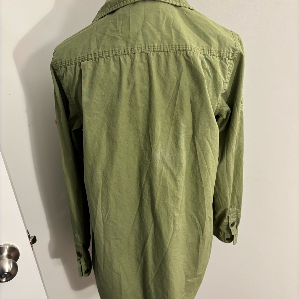 Women's Green Military Style Button Down - Picture 4 of 5